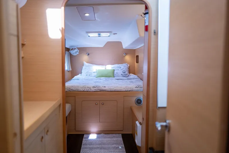 Reboot Yacht Photos Pics 