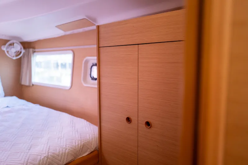 Reboot Yacht Photos Pics 