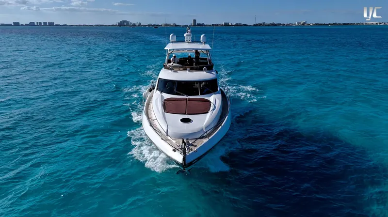 Mi Rey Yacht Photos Pics 