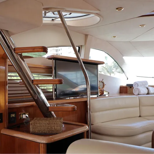 Mi Rey Yacht Photos Pics 