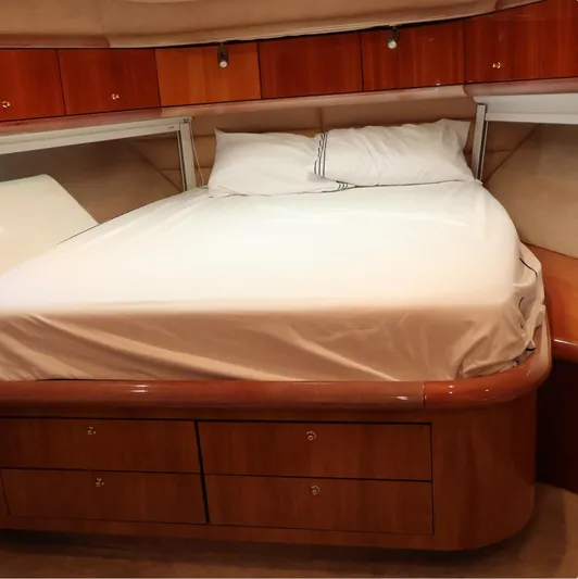 Mi Rey Yacht Photos Pics 