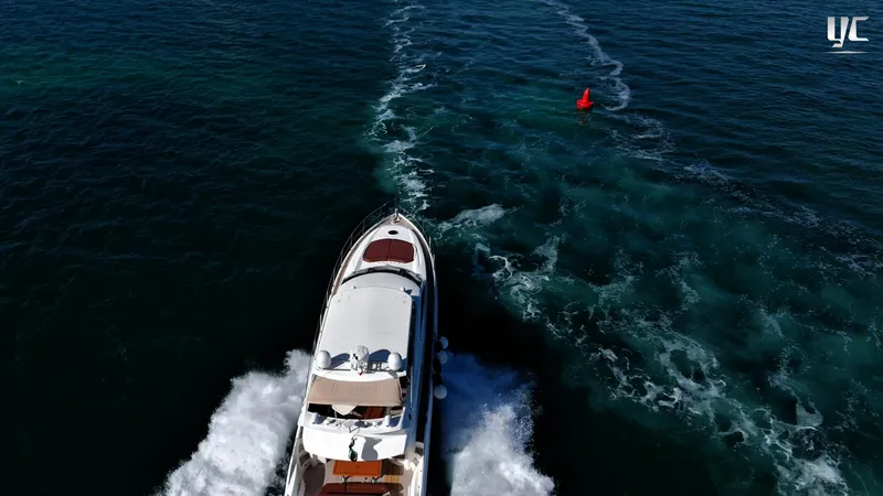 Mi Rey Yacht Photos Pics 