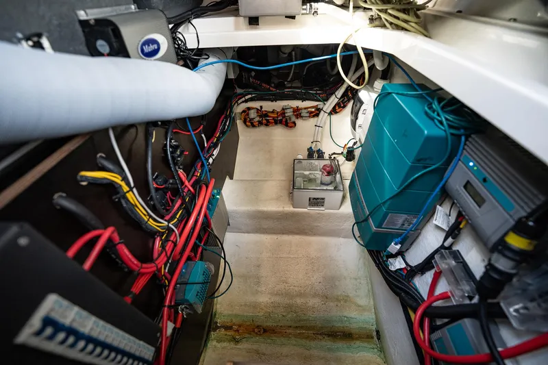 Lady Lindy Yacht Photos Pics 