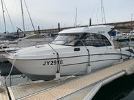 2018 Beneteau Antares 8