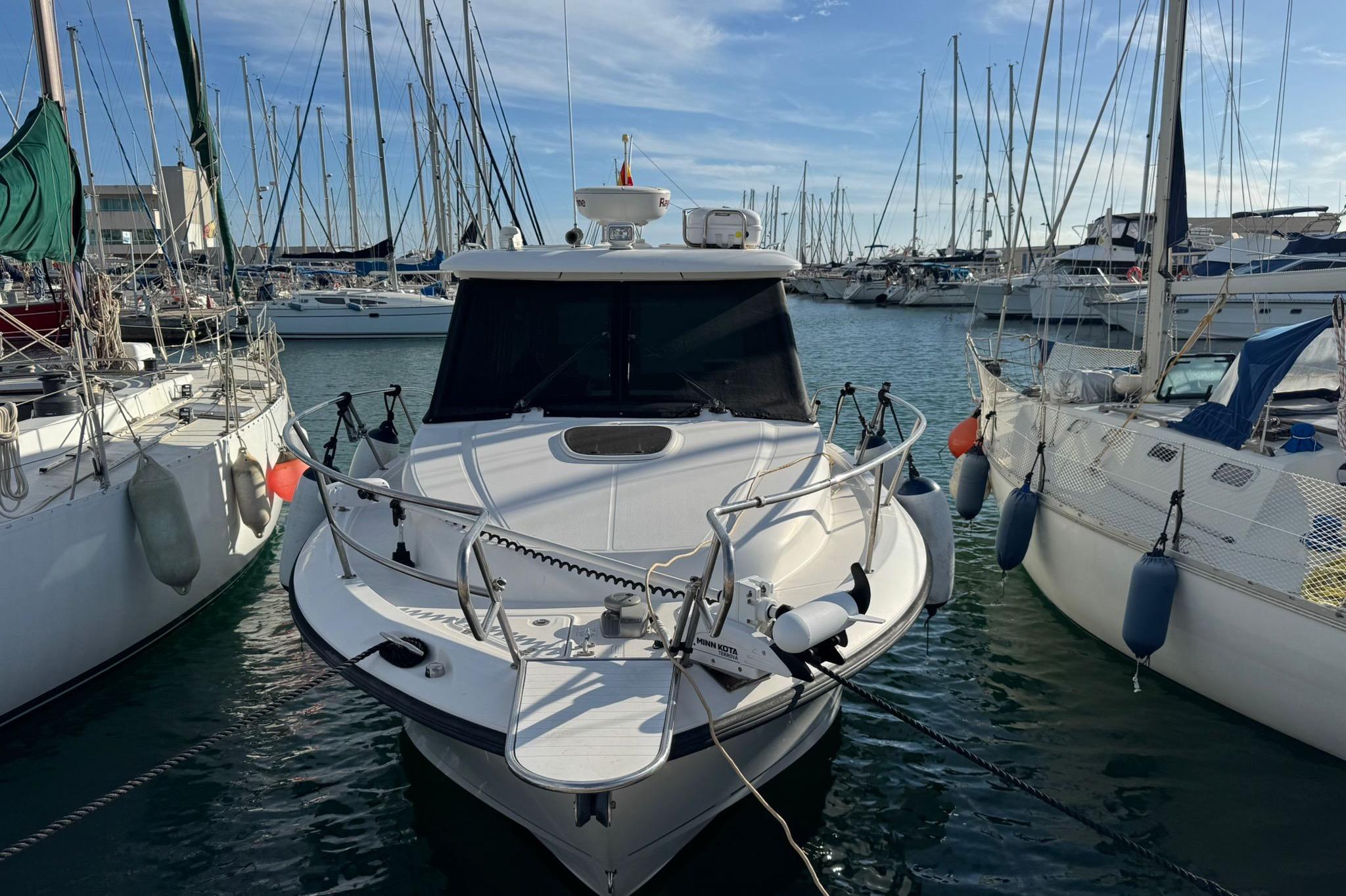 Boston Whaler 315 Conquest Pilothouse