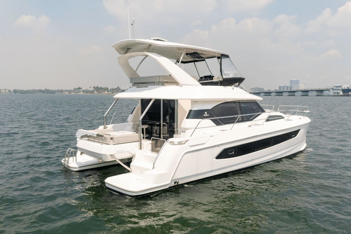 2024 Aquila 44 