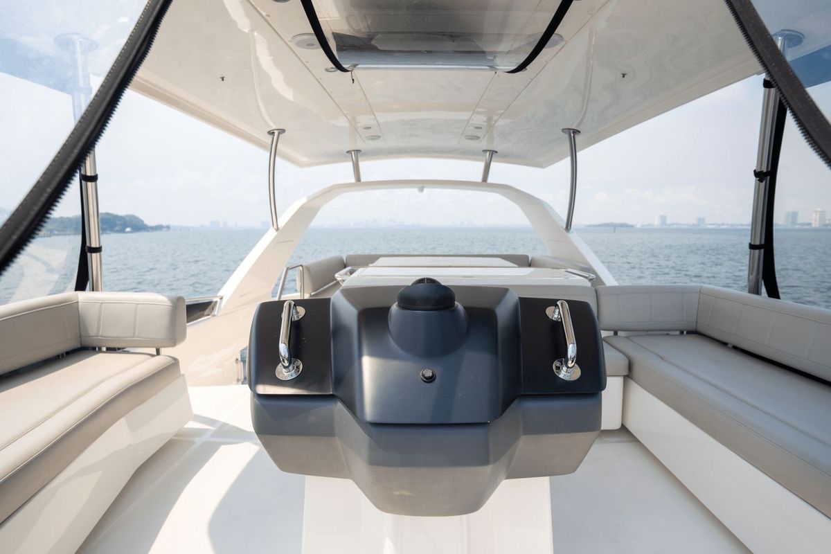 2024 Aquila 44 
