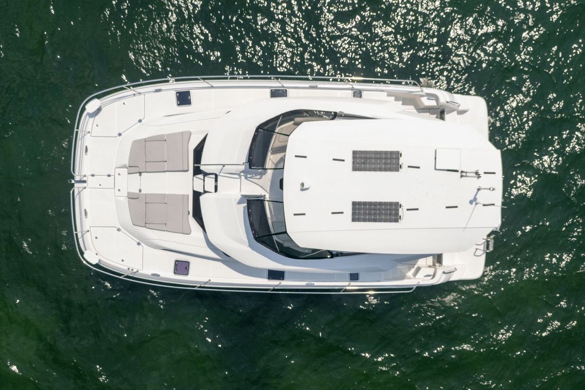 2024 Aquila 44 