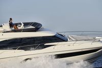 2024 Prestige 590 flybridge