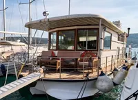 1991 Custom House Boat