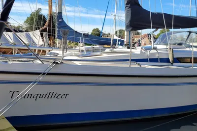 1984 Bavaria 890