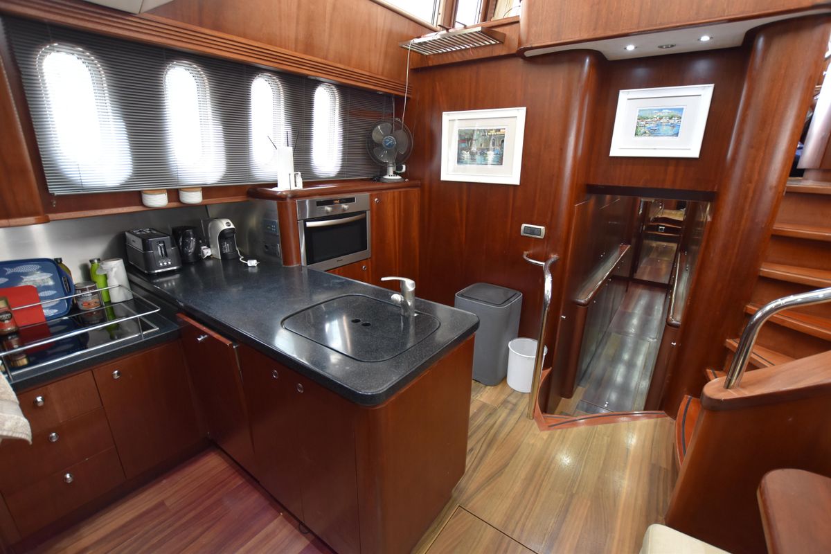 2007 Pacific 56 