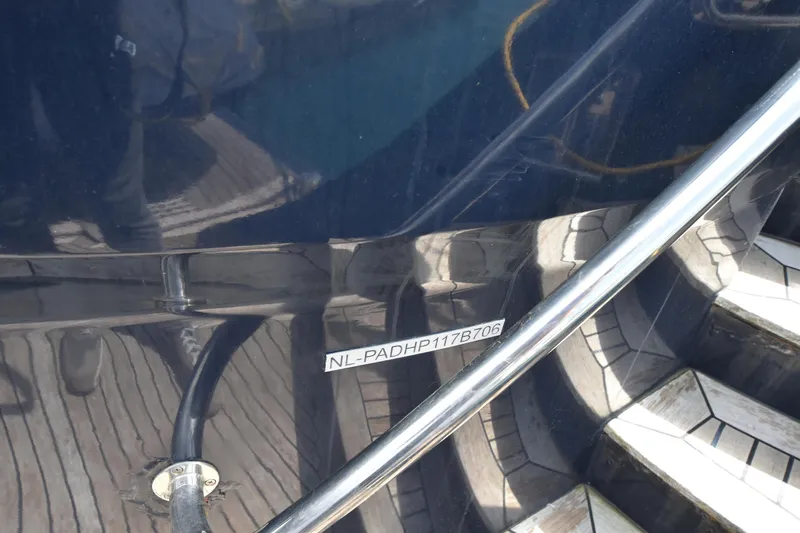 Vesuvio Yacht Photos Pics 2007 Pacific Prestige 170