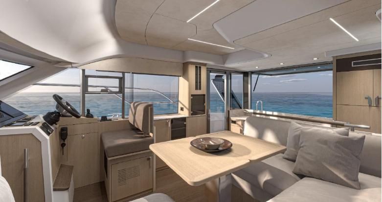 2025 Prestige 42 