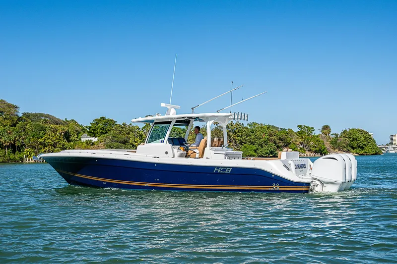 Outnumbered Yacht Photos Pics 