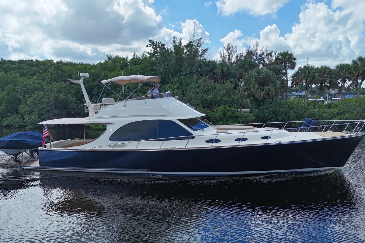 2018 Palm Beach Motor Yachts 55 