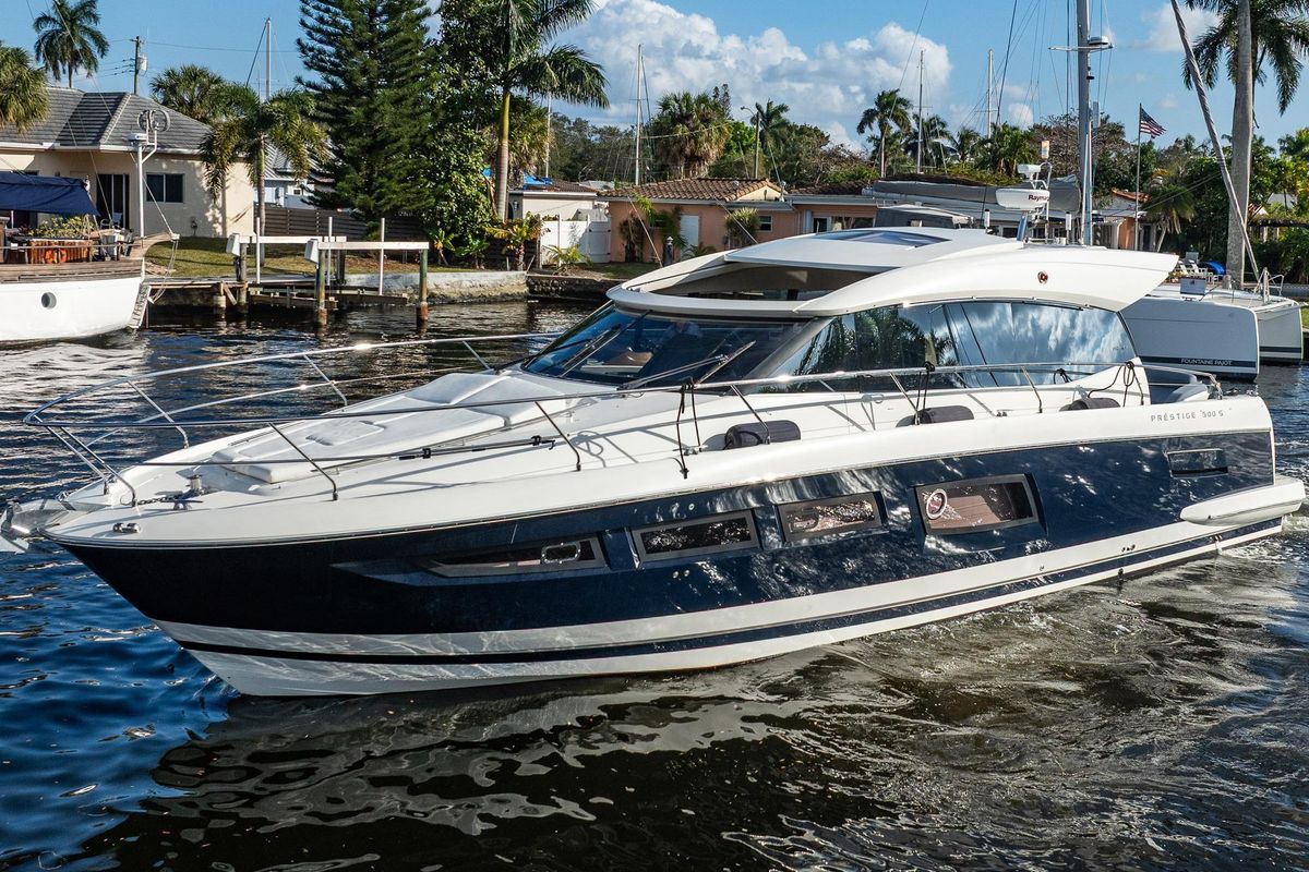 2013 Prestige 50 