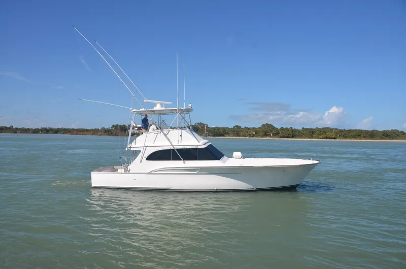 Never Mind Yacht Photos Pics Buddy Davis 47 Flybridge - Profile