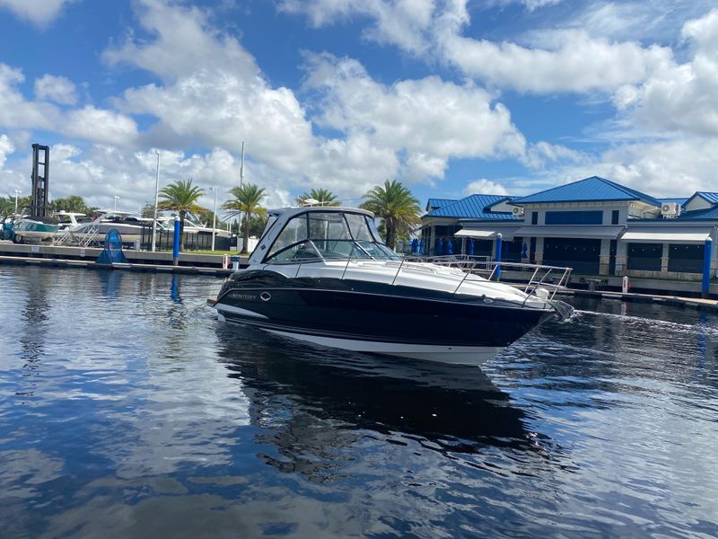 2018 Monterey 335 Sport Yacht