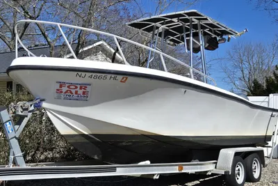Mako 231 Center Console