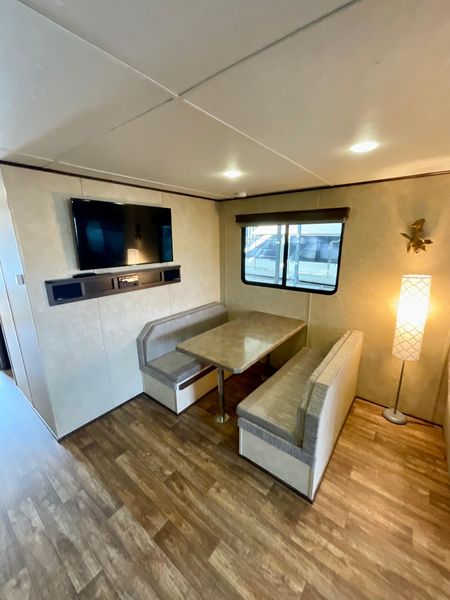 2019 Destination Yachts 14x45