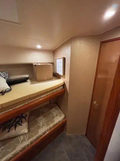 Mufasa Yacht Photos Pics Bunk room