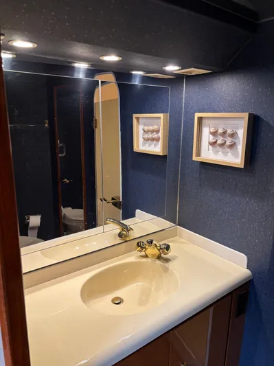 Mufasa Yacht Photos Pics Master head