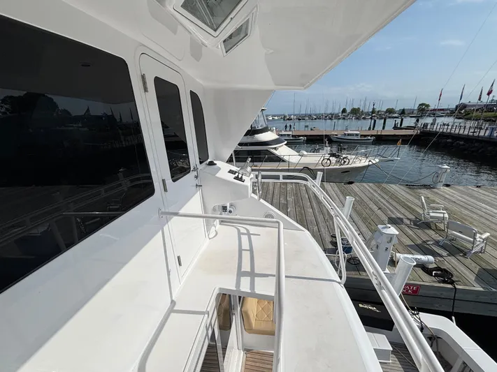 Mufasa Yacht Photos Pics Aft bridge controls