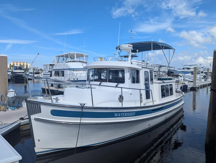 Watershed Yacht Photos Pics 