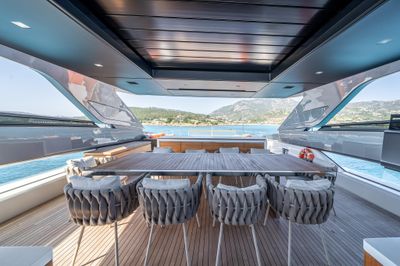 Yacht