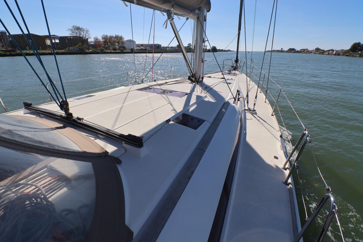 2012 Jeanneau 50 