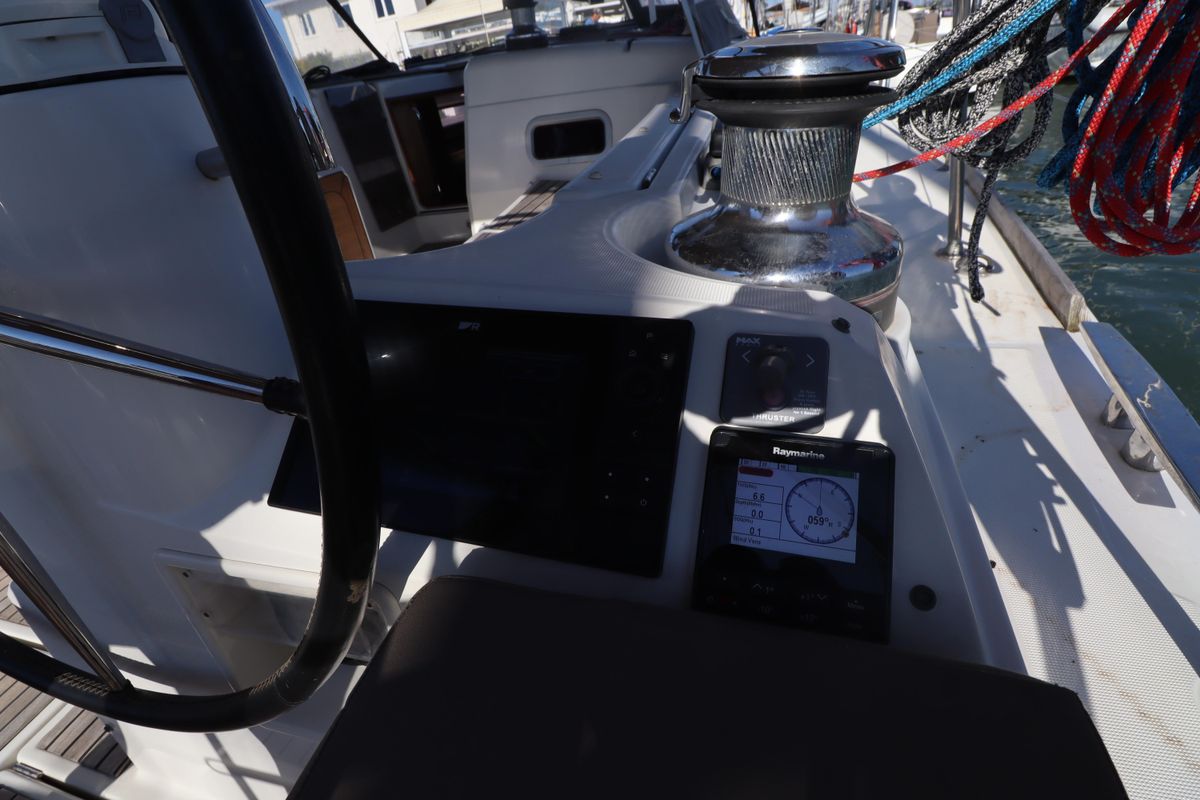2012 Jeanneau 50 