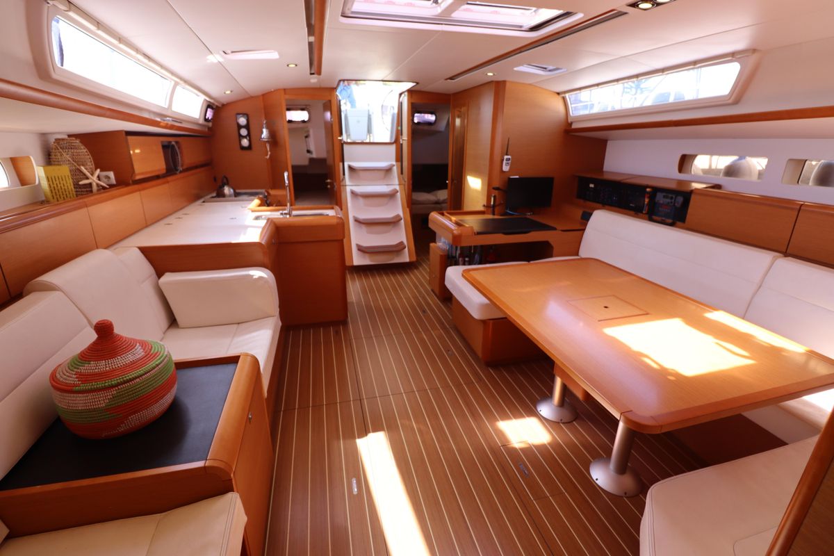 2012 Jeanneau 50 