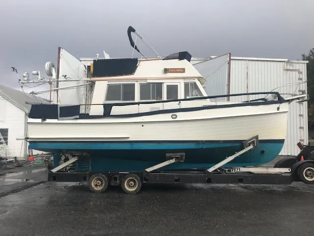 Even Keel Yacht Photos Pics 