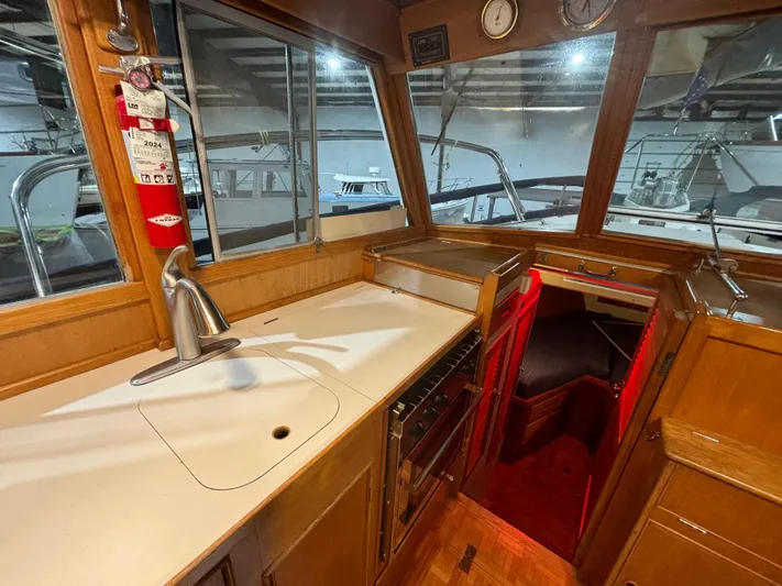 Even Keel Yacht Photos Pics 