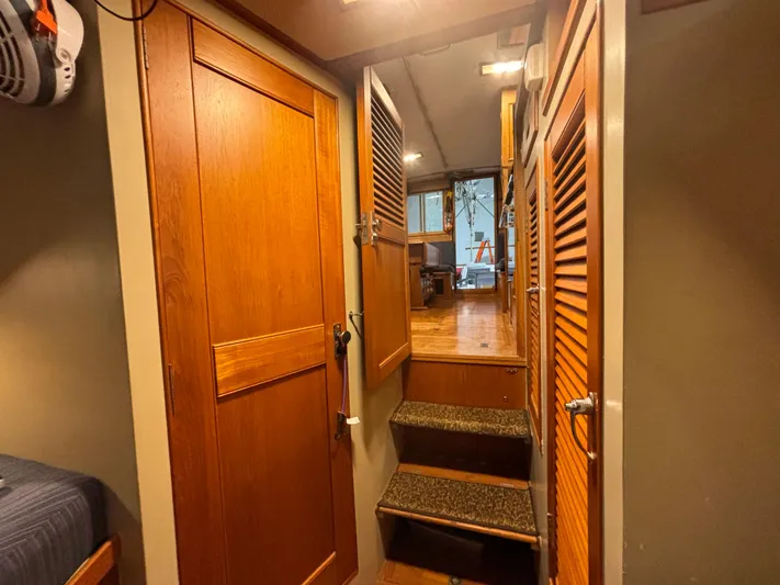 Even Keel Yacht Photos Pics 