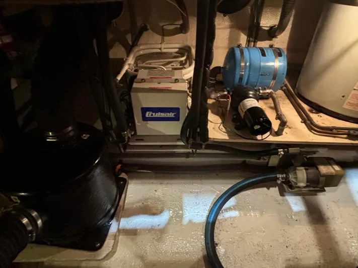 Even Keel Yacht Photos Pics 