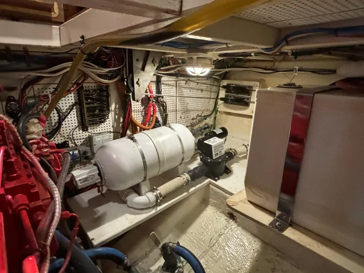 Even Keel Yacht Photos Pics 