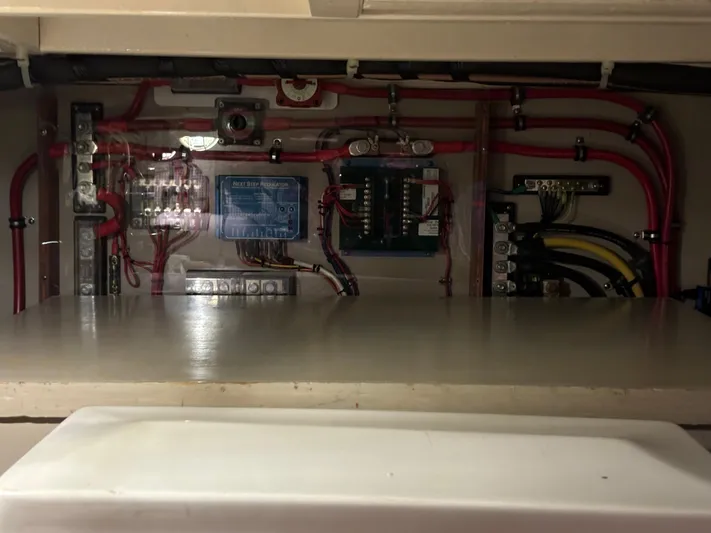 Even Keel Yacht Photos Pics 