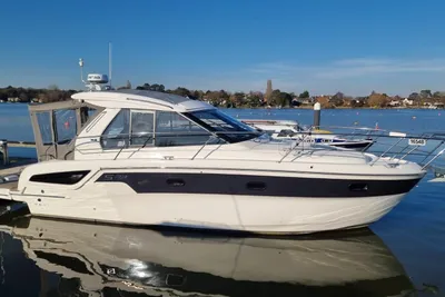 Bavaria S33