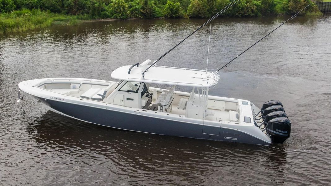 2018 Everglades 435 CC