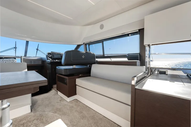 Luvick Ll Yacht Photos Pics 