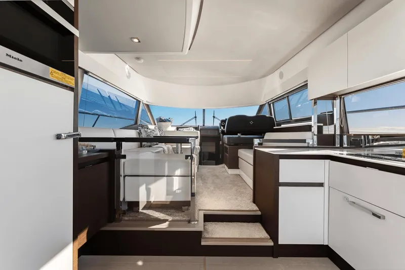 Luvick Ll Yacht Photos Pics 