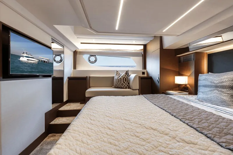 Luvick Ll Yacht Photos Pics 