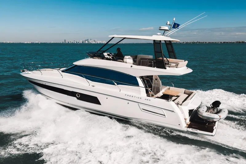 Luvick Ll Yacht Photos Pics 