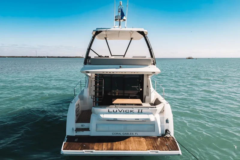 Luvick Ll Yacht Photos Pics 