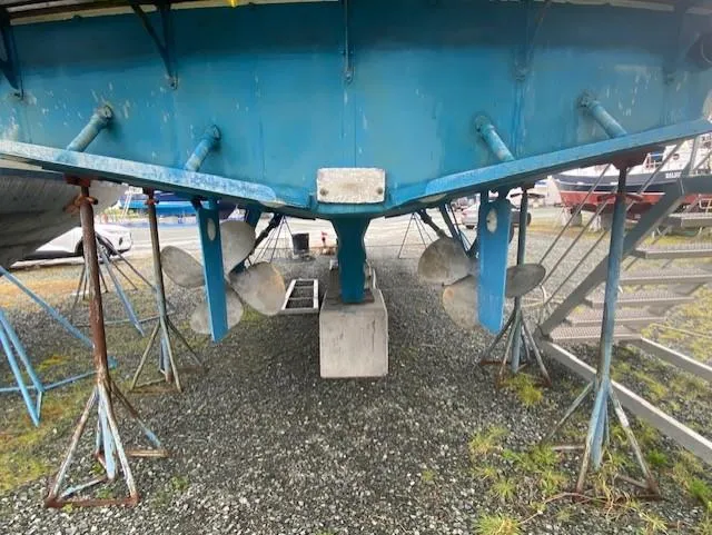  Yacht Photos Pics Underwater view of 1980 Ocean Alexander 50 MK1 boat propellers on dry dock.