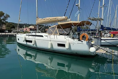 Beneteau Oceanis 51.1