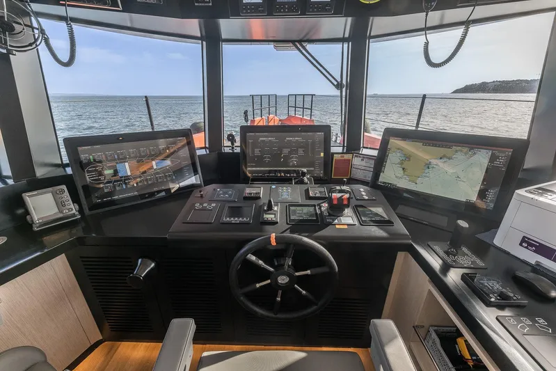 Vanguard Yacht Photos Pics Control room of 2023 Naval Yachts XPM 78 with advanced navigation systems.