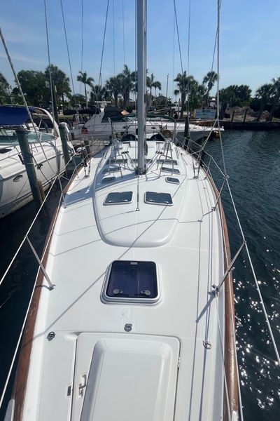 2002 Beneteau 473